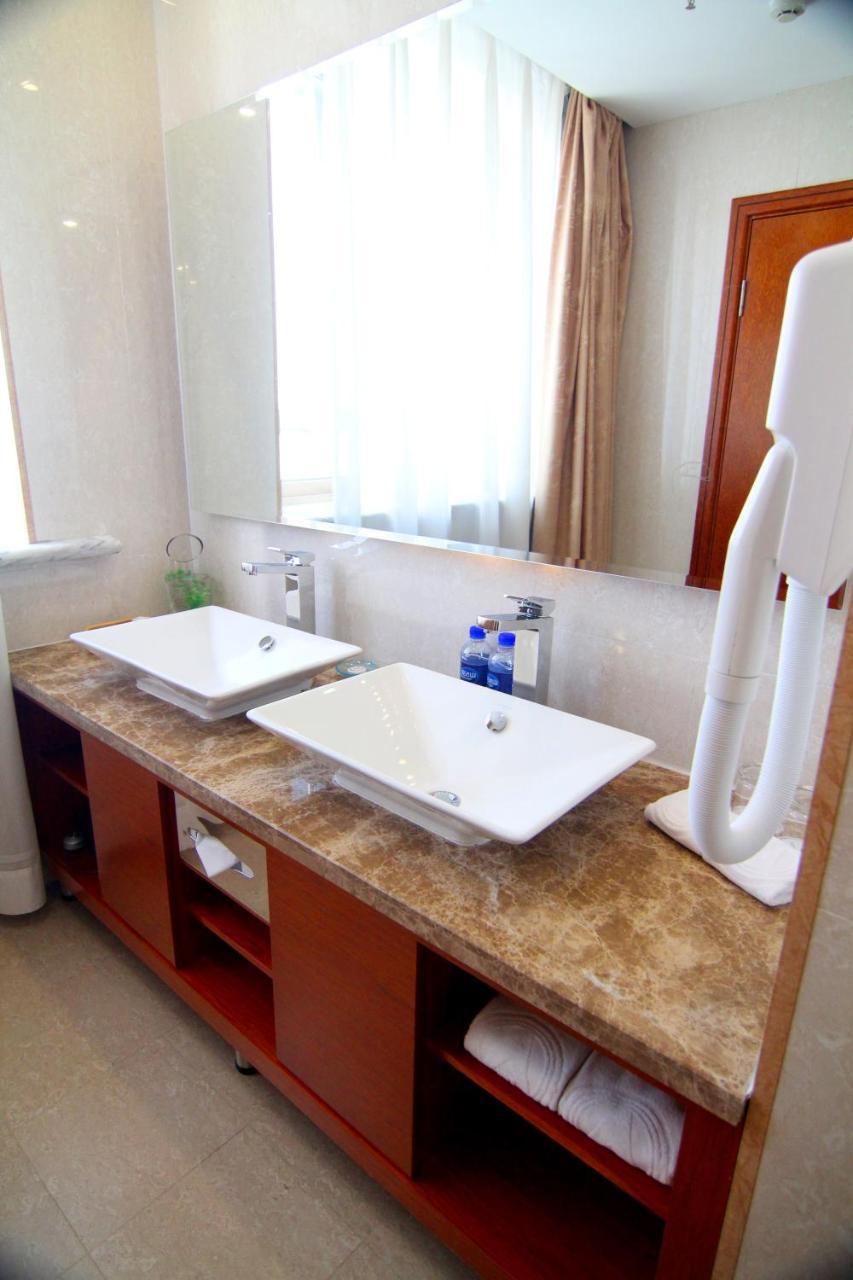 Harbin Victories Hotel מראה חיצוני תמונה